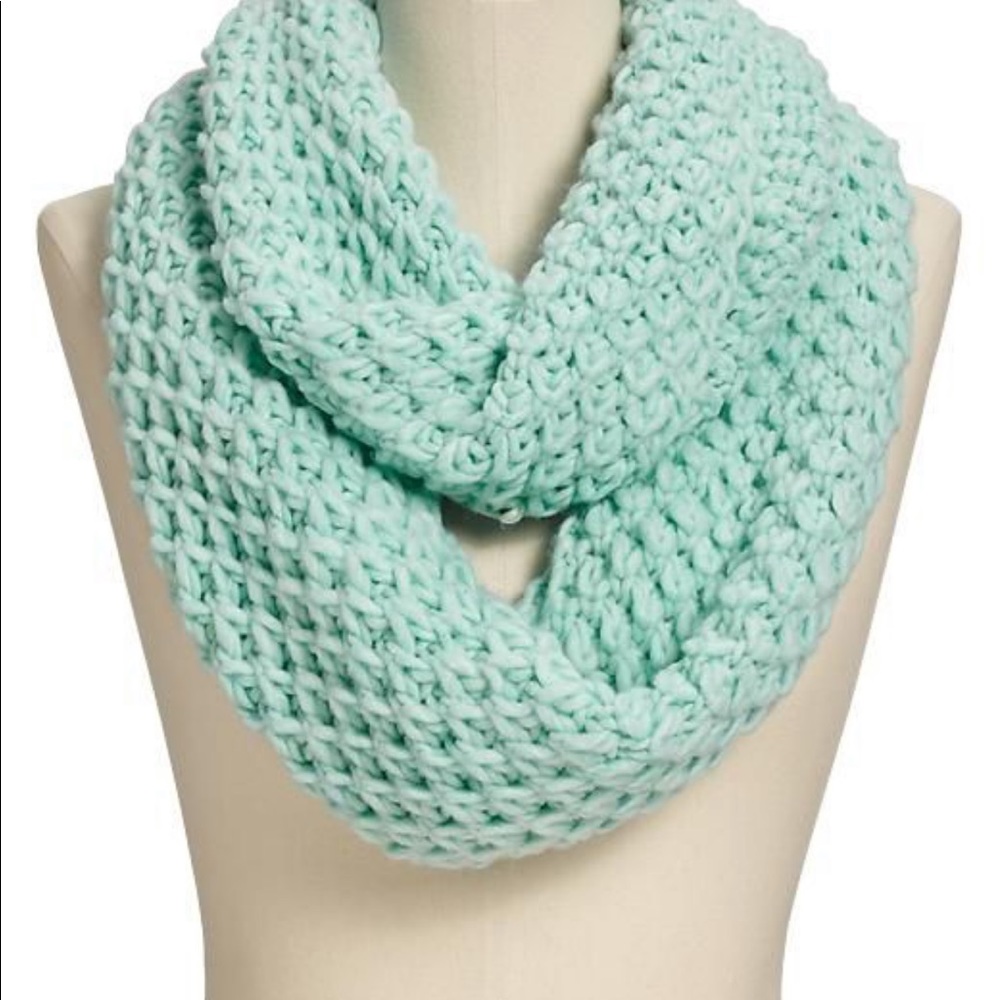 old navy scarf